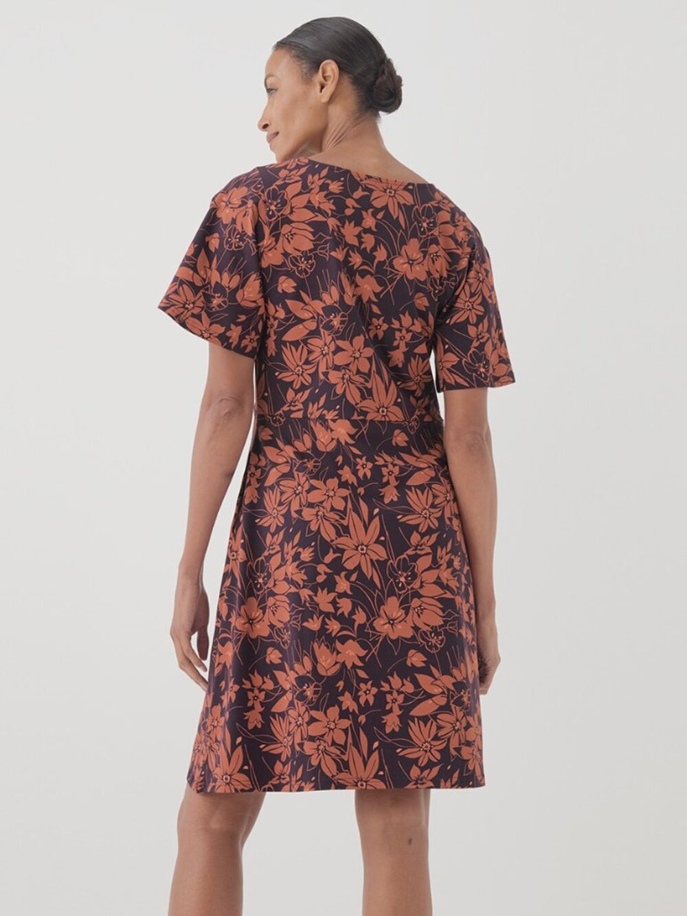 Pact Organic Fit & Flare Easy Dress Large Plum Botanical - Picture 2 of 8